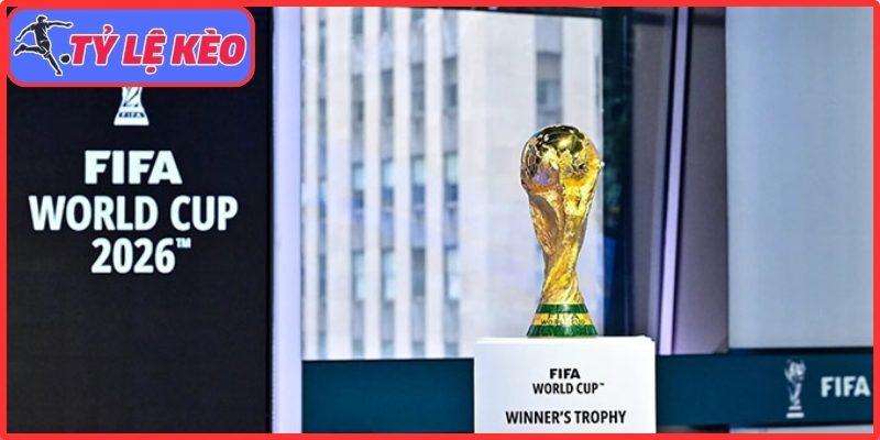 Quốc gia tỷ dân đối mặt bài toán bản quyền World Cup 2026: Thương mại hóa quá đà? 4 FIFA phải bán trải nghiệm, không chỉ trận bóng